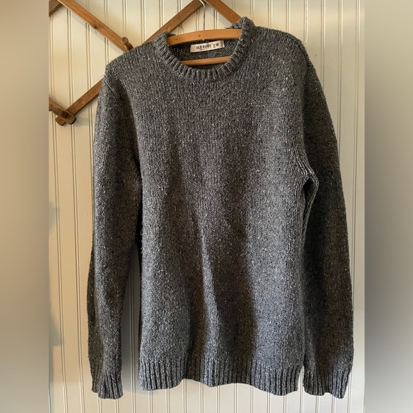 Soft Charcoal Gray Old Navy Sweater - Picture 4 of 6
